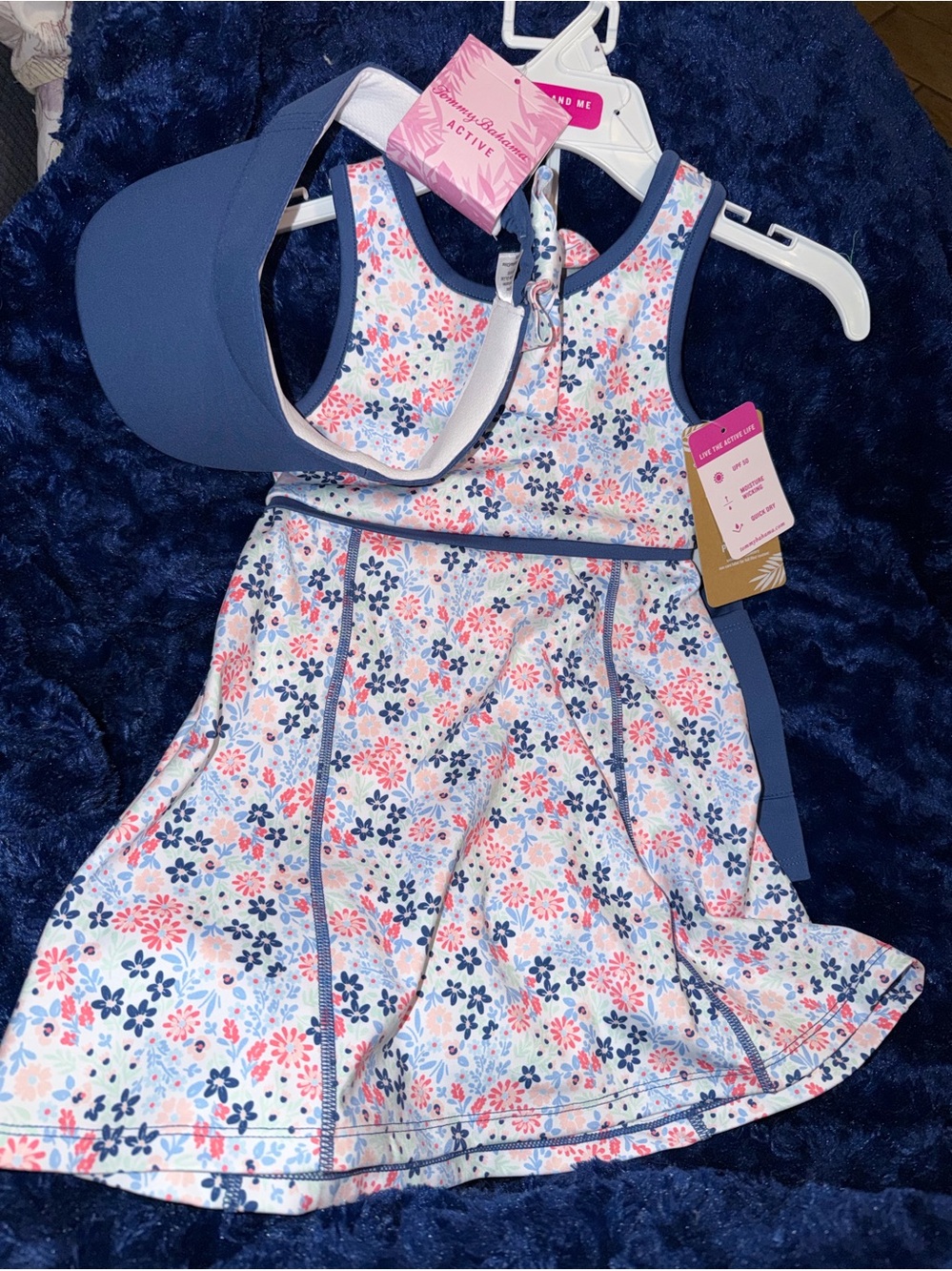 Girls Tommy Bahama Active piece set  size 4 nwt